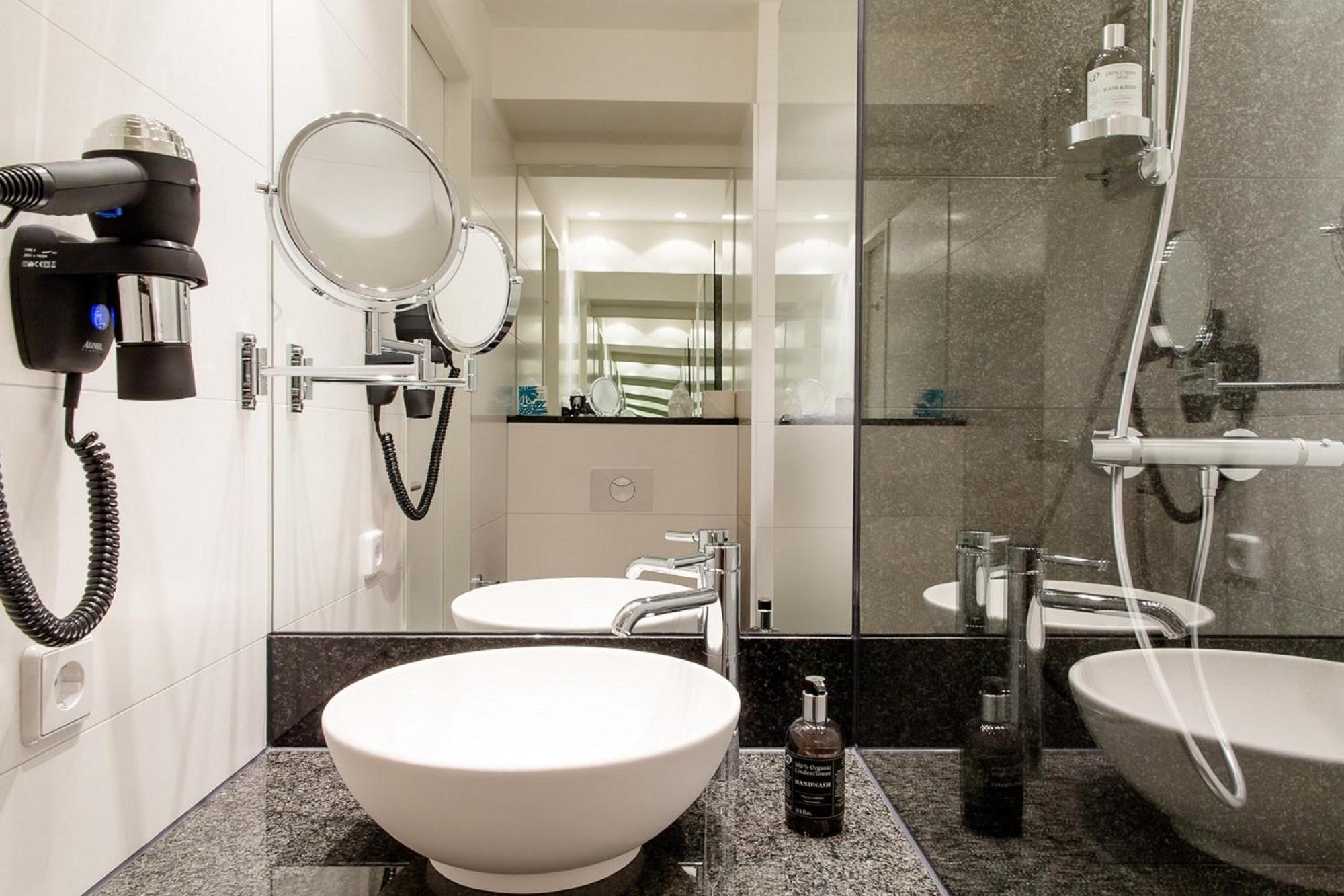 One Hauptbahnhof Hotel Monaco di Baviera