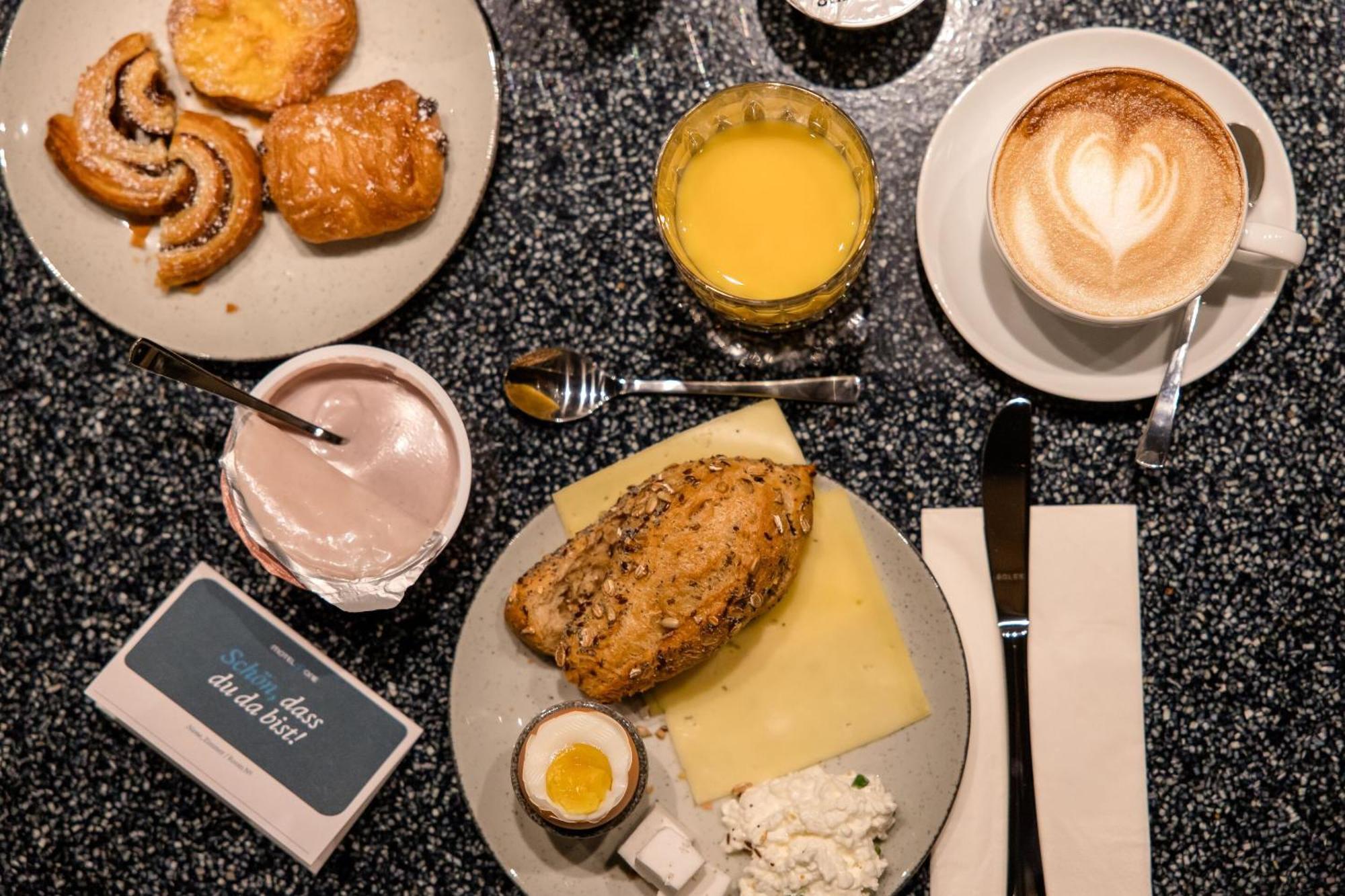 One Hauptbahnhof 3* Monaco di Baviera